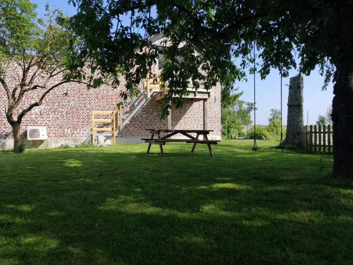 Le Gite Du Chtihameau Avec Piscine Interieure Privative, Selon Date Bassee Buitenkant foto